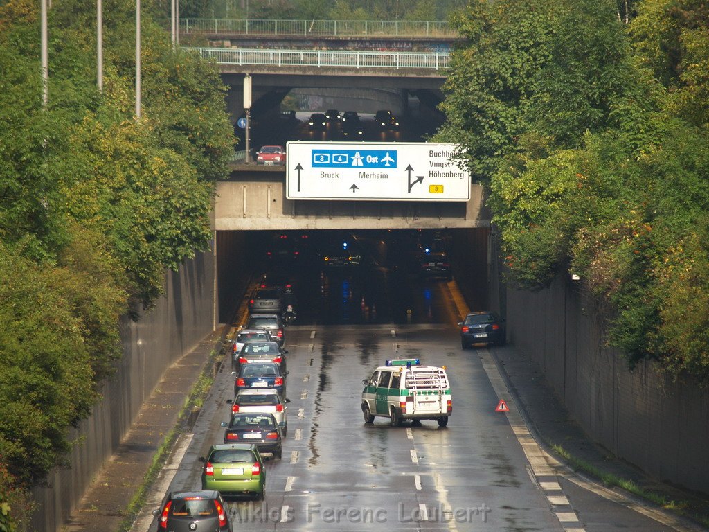 VU Tunnel Zoobruecke Rich Autobahn P6.JPG